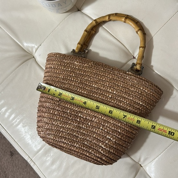St John’s Bay Woven Wheat Straw Handbag-Bamboo Handles-Tan/Brown Color-EUC - Picture 14 of 16